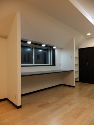 会話の弾むダイニング中心の生活に